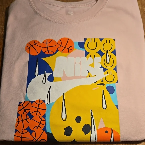 Nike Pink Graphic T-Shirt Artist David Bruce - Picture 7 of 7